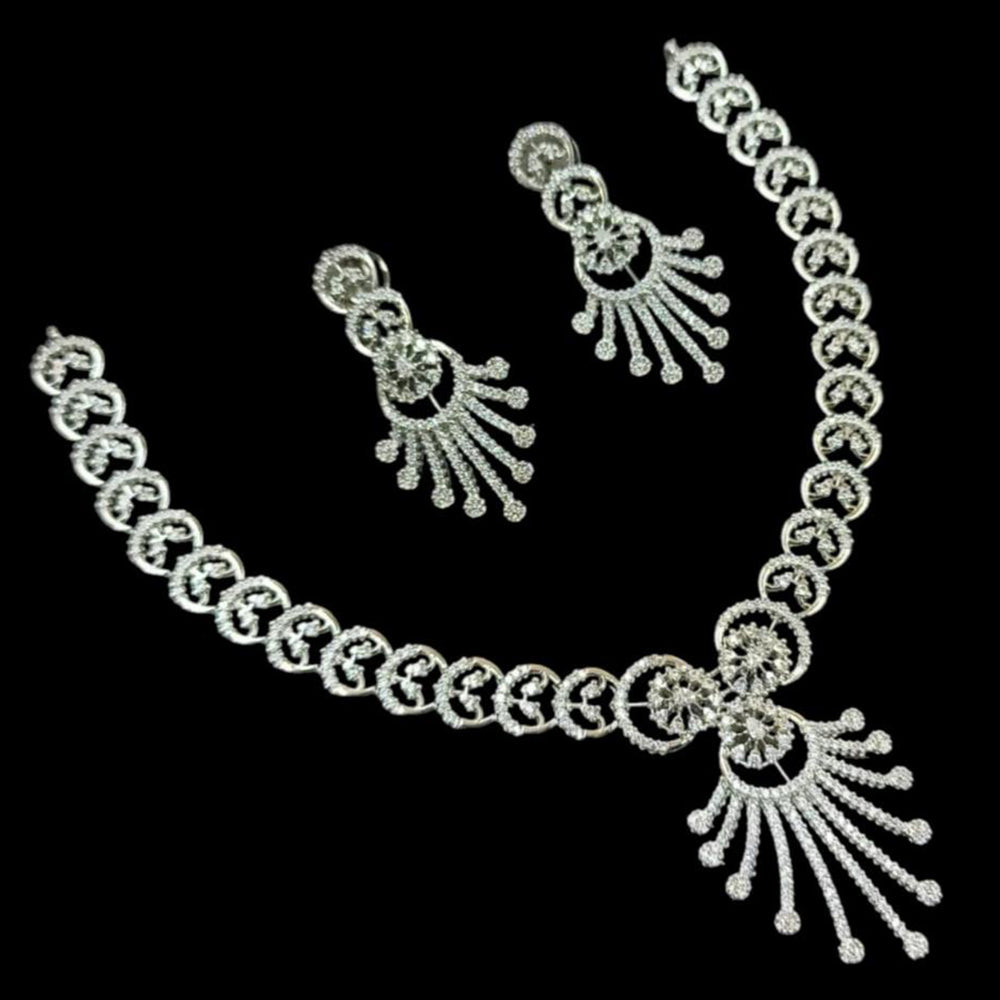 NAFJ Elegant Silver Plated Austrian Stone Necklace Set
