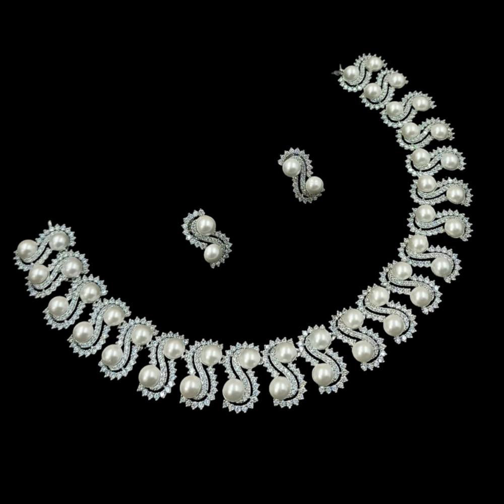 NAFJ Elegant Silver Plated Austrian Stone And Pearl Necklace Set