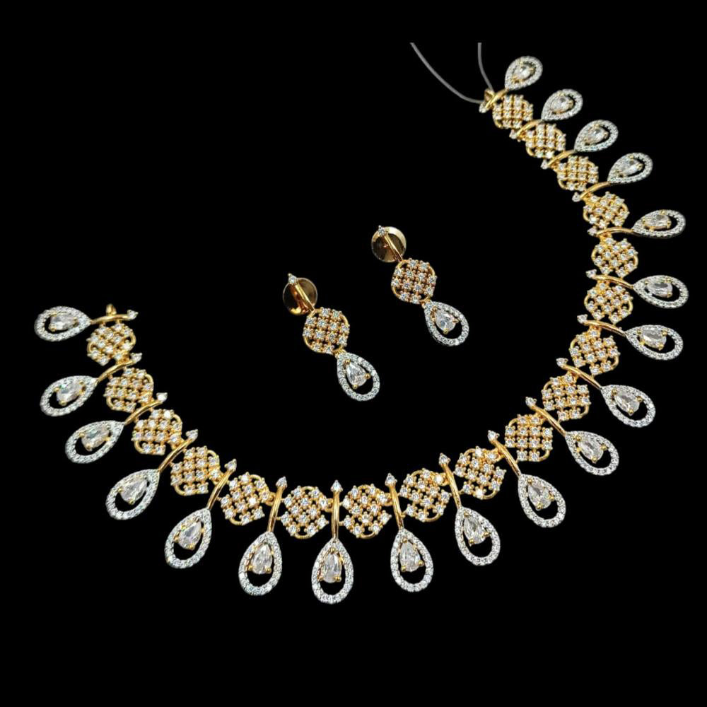 NAFJ Elegant 2 Tone Plated Austrian Stone Necklace Set