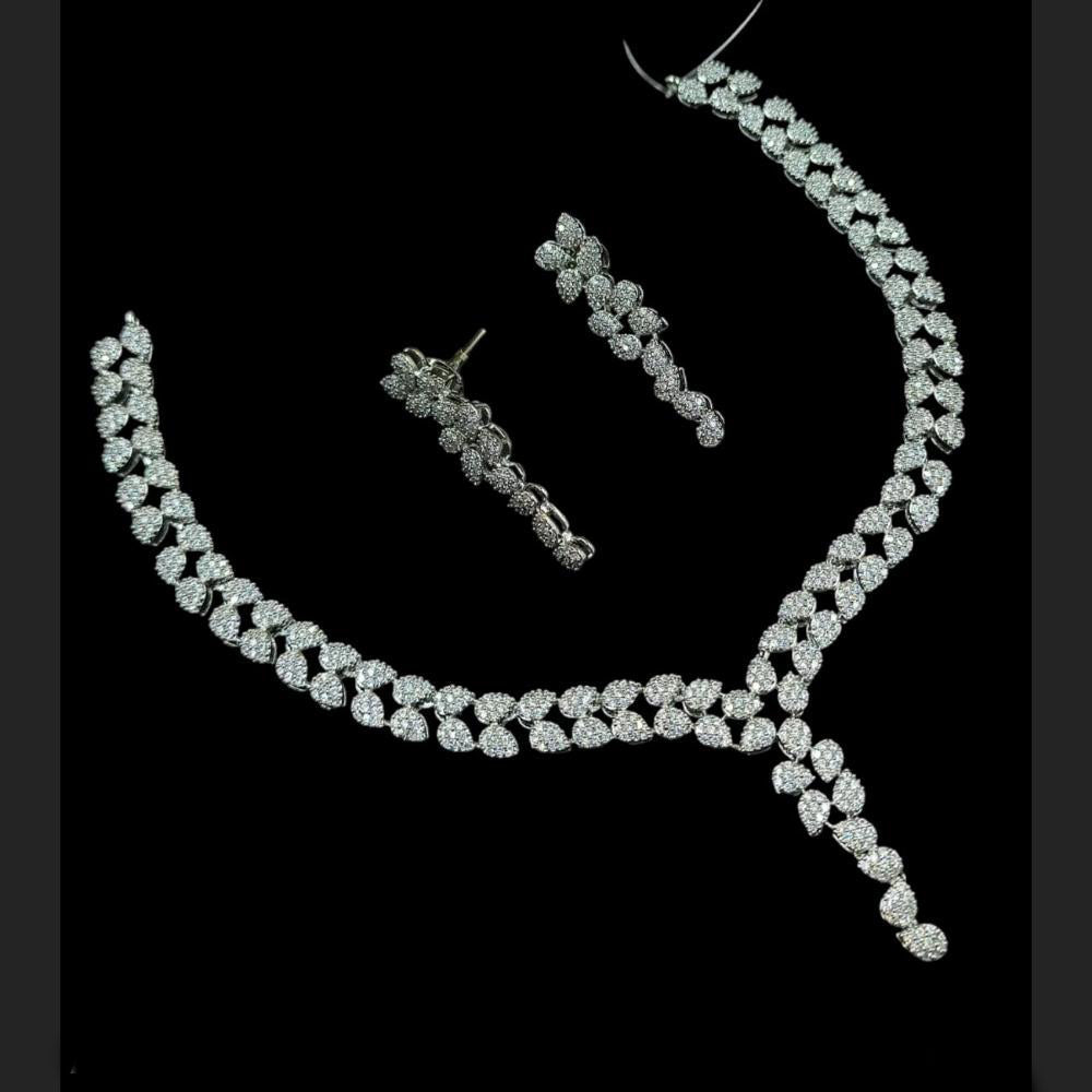 NAFJ Elegant Silver Plated Austrian Stone Necklace Set