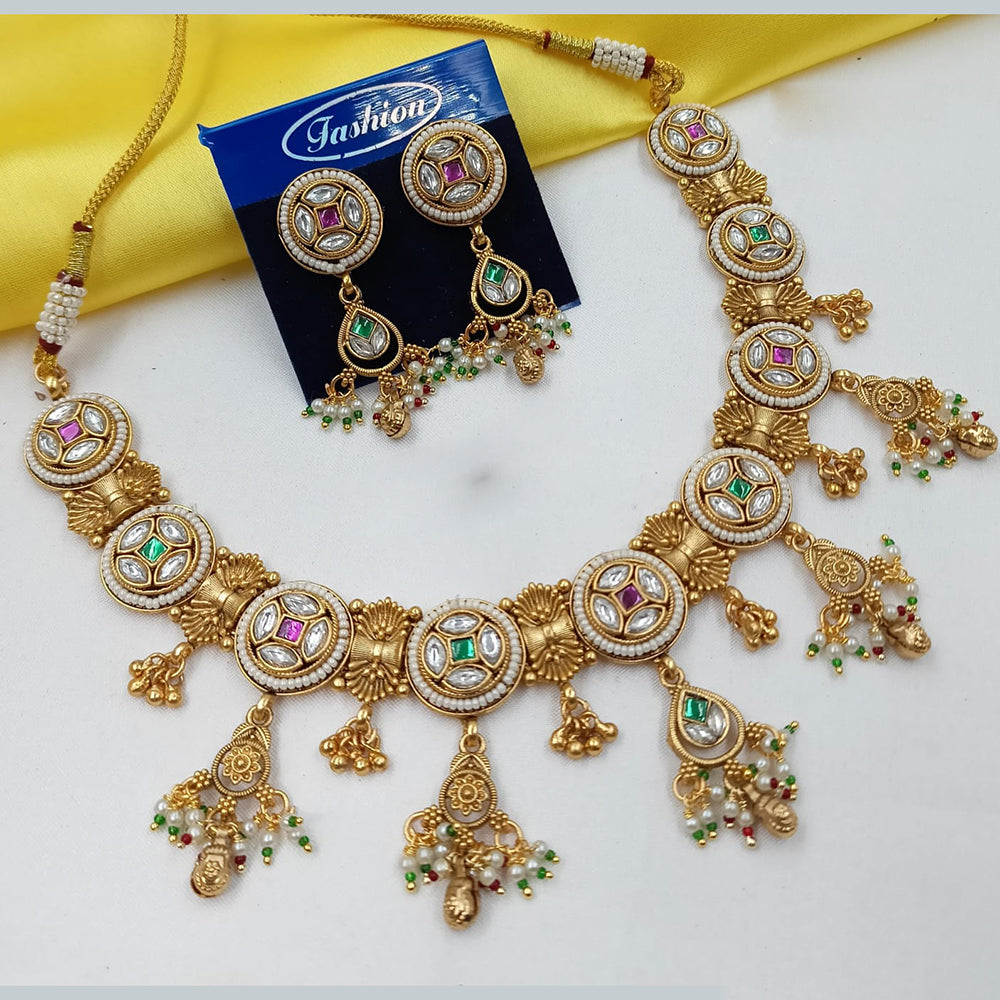 NAFJ Elegant Pota Stone And Pearl Necklace Set