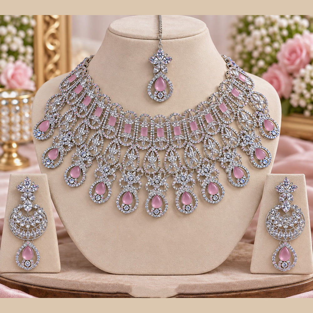 NAFJ Glamorous Crystal Stone And Austrian Stone Necklace Set