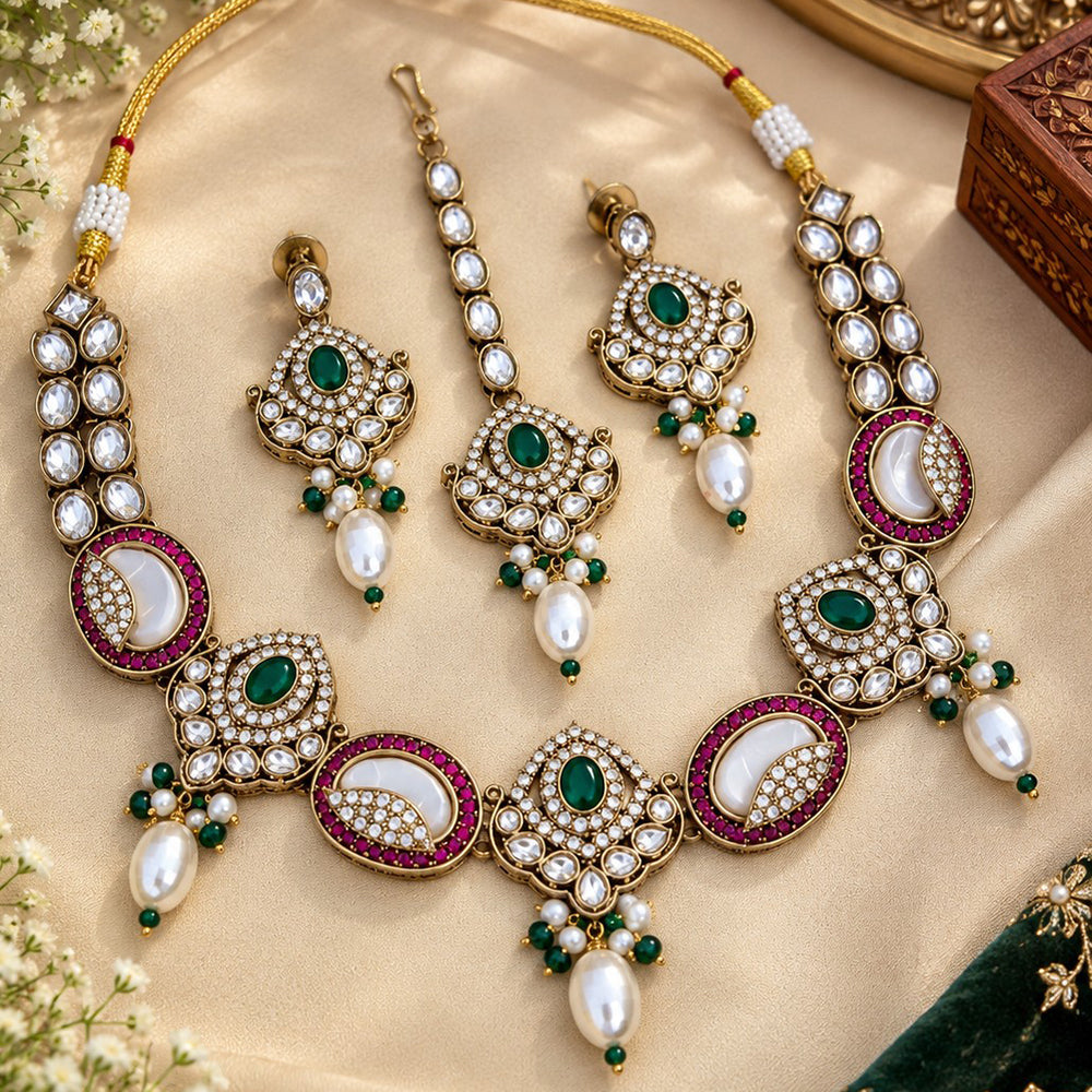 NAFJ Glamorous Pota Stone And Austrian Stone Beads Necklace Set