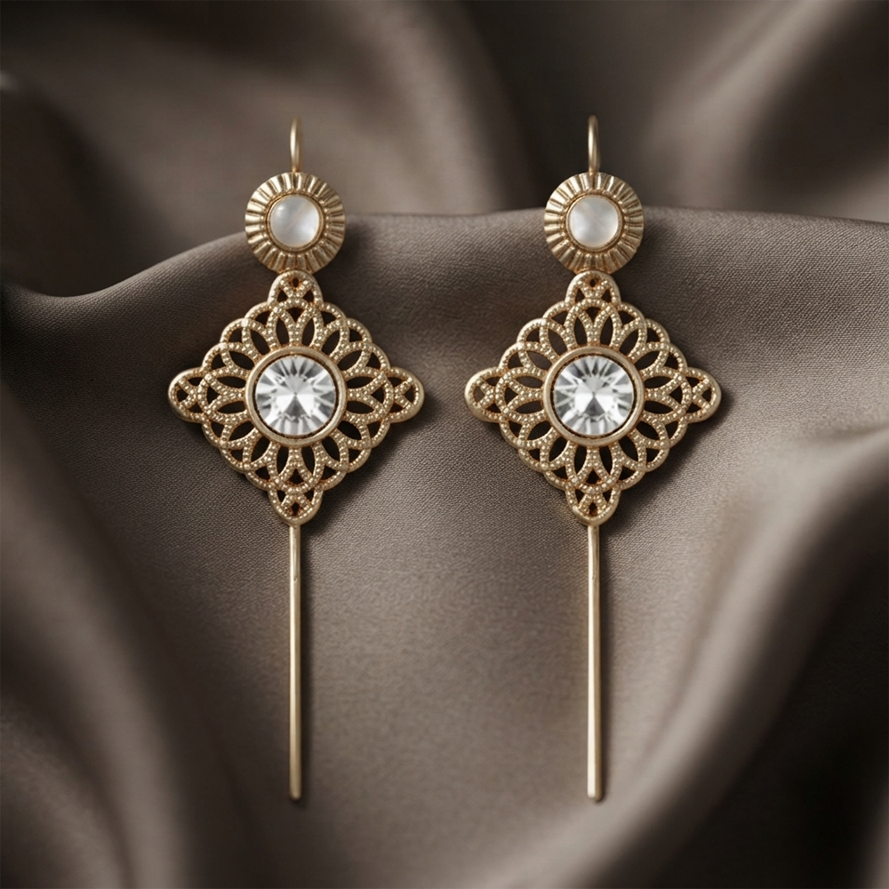 Urthn Gold Plated Oval Ear cuff(Pack of 6)