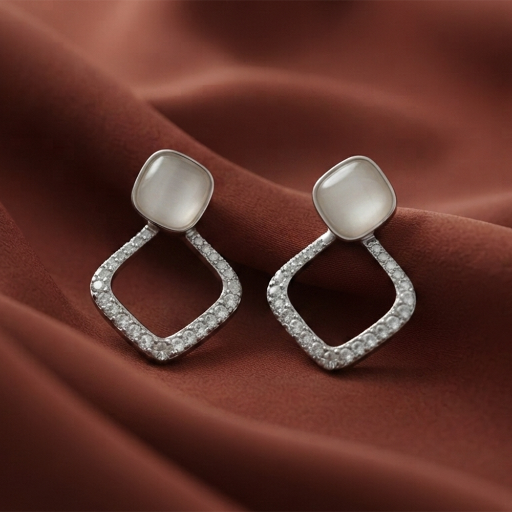 Urthn Silver Plated Monalisa Stone Dangler Earrings