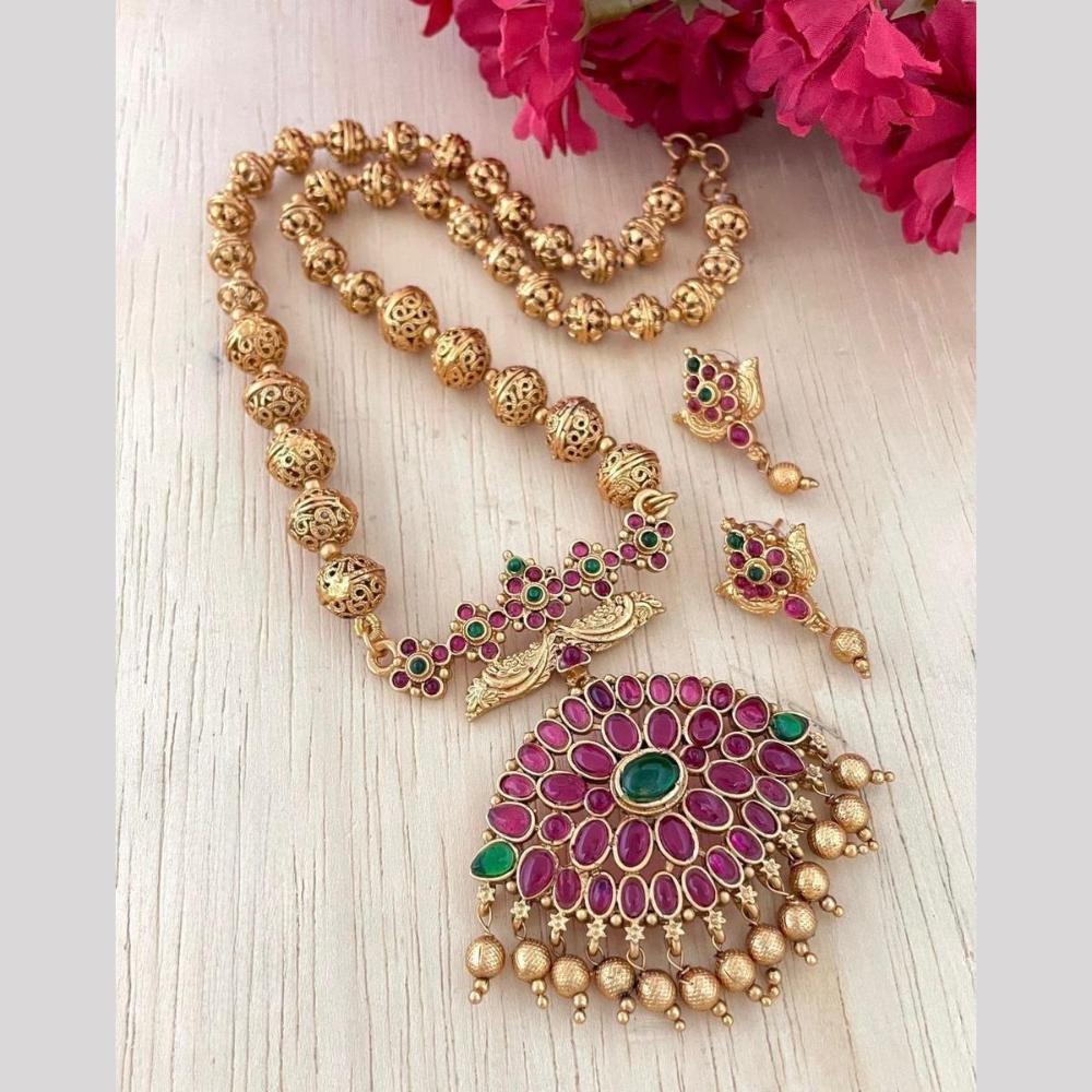 Sona Covering Glamorous Pota Stone And Beads Necklace Set