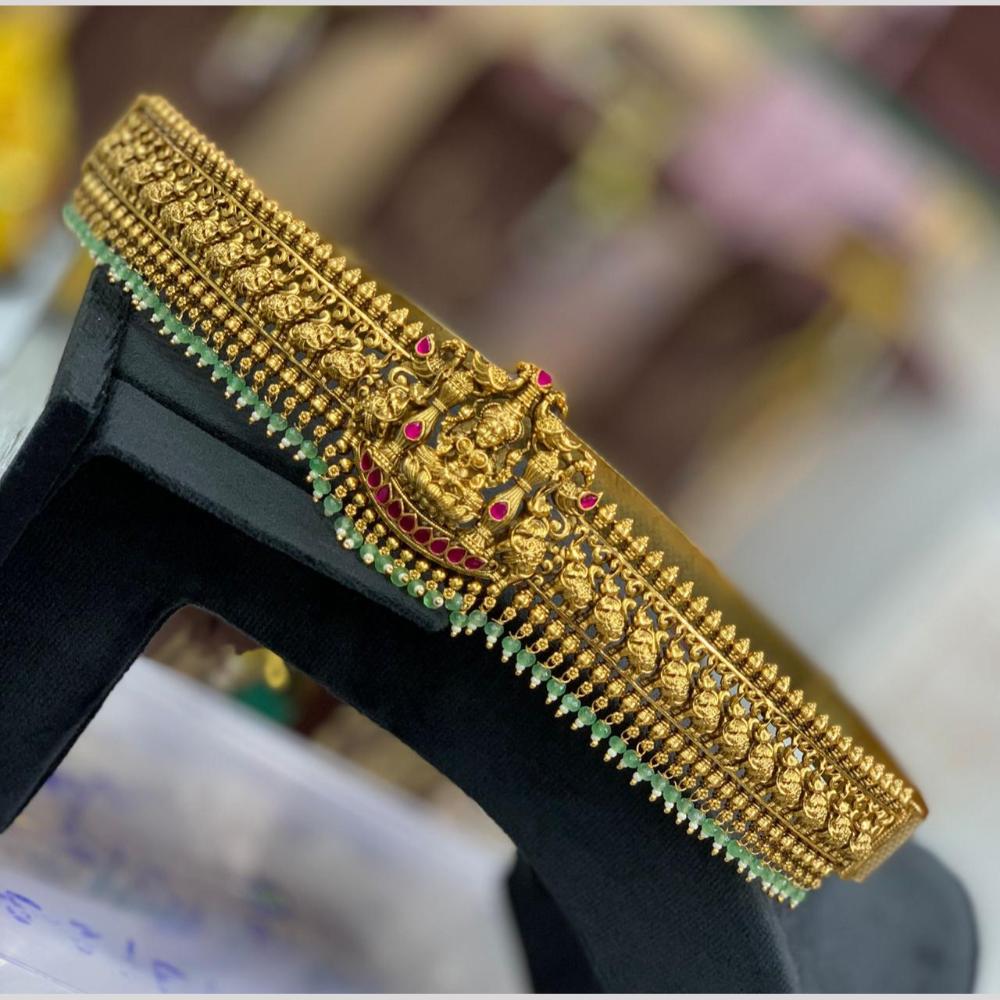 Sona Covering Classic Pota Stone And Pearl Temple Waist Chain Kamarbandh
