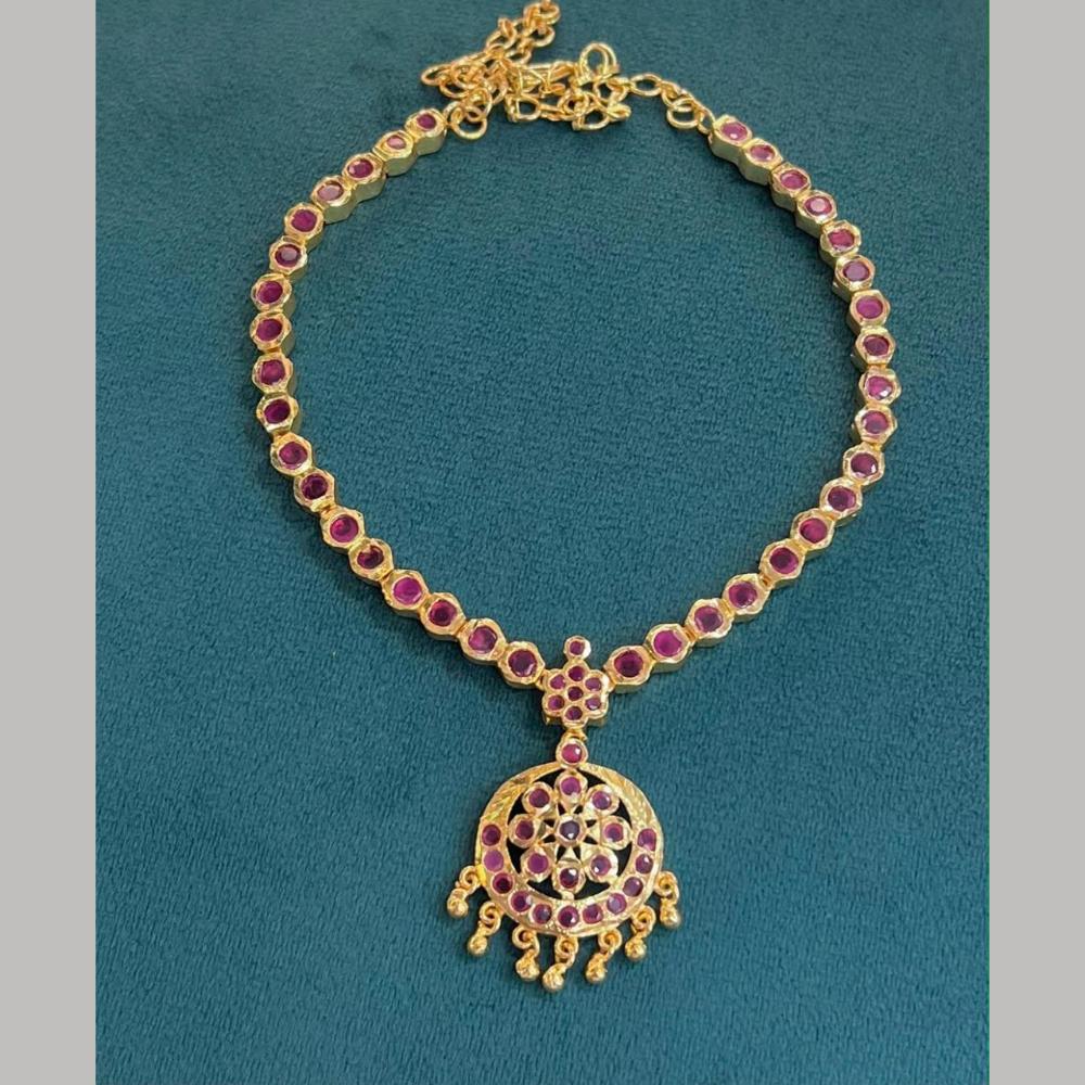 Sona Covering Elegant Pota Stone And Pearl Necklace