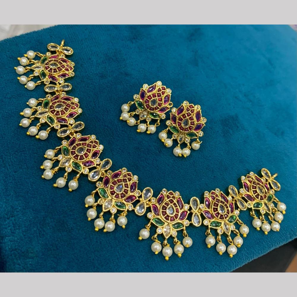 Sona Covering Delicate Pota Stone And Pearl Necklace Set