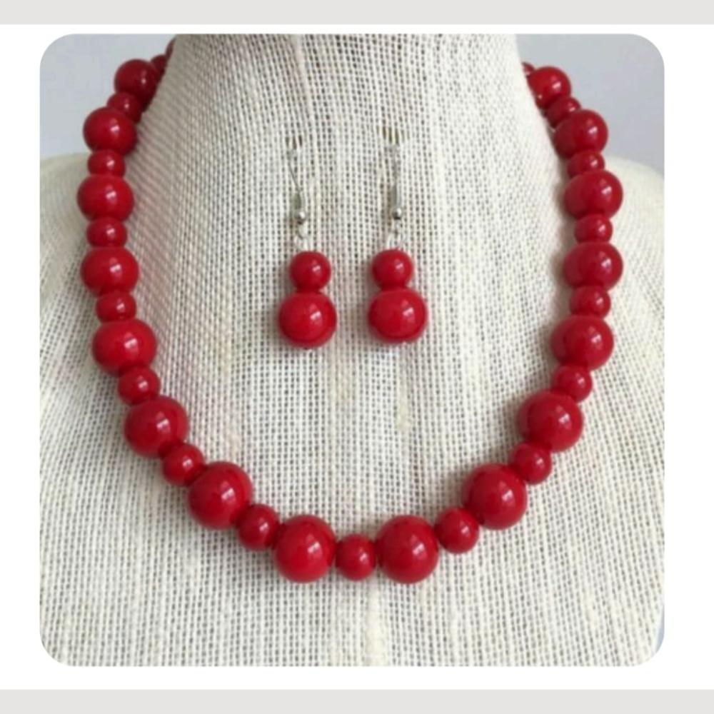 Dhirish International Classic Pearl Jewellery Necklace Set