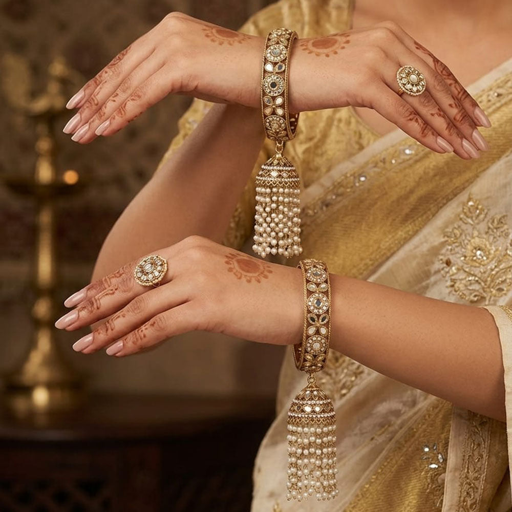 Tanish Art Jewellery Stylish Mirror And Pearl Bangles Set