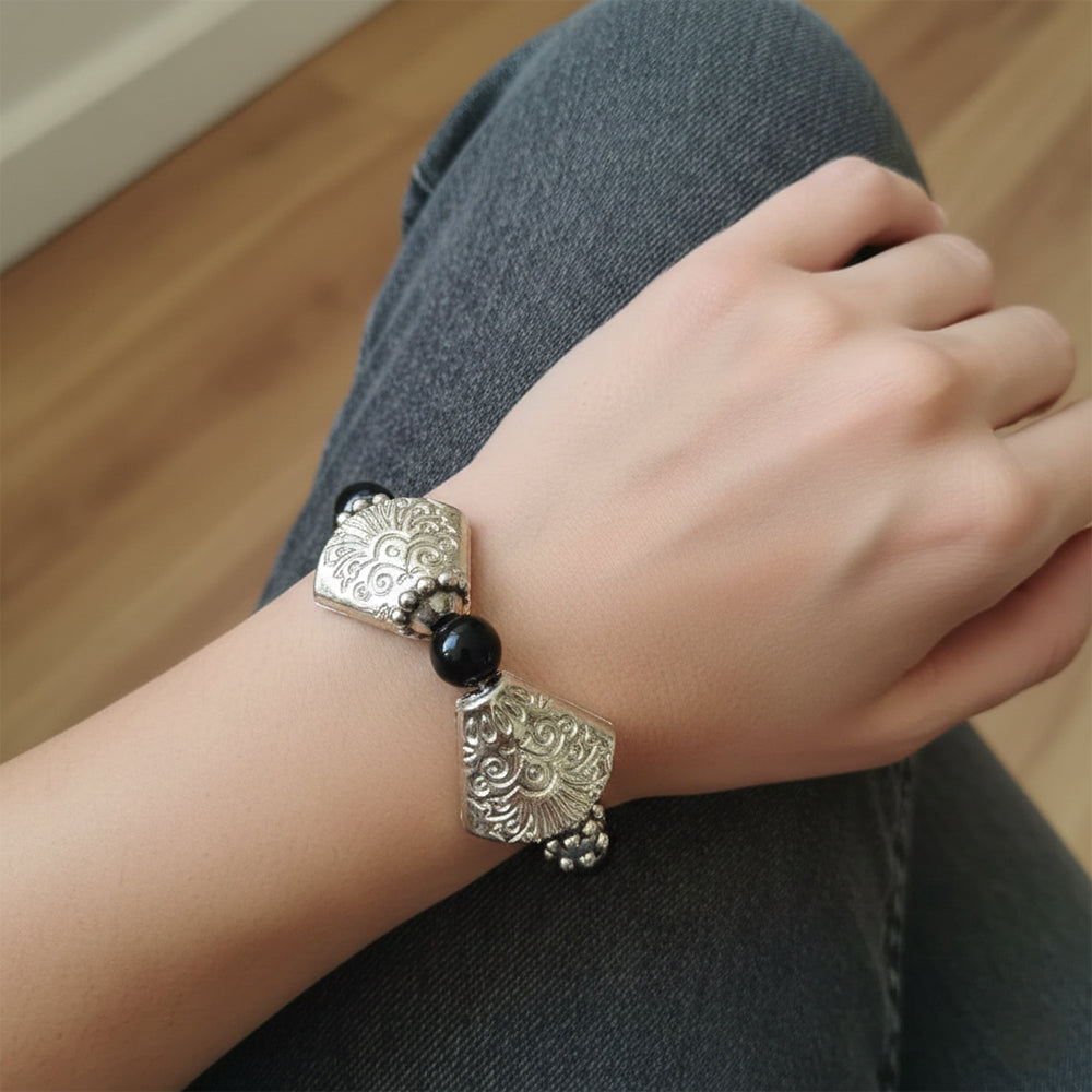 Urthn Unisex Black & Silver Beads Stretchable Bracelets(Pack of 6)