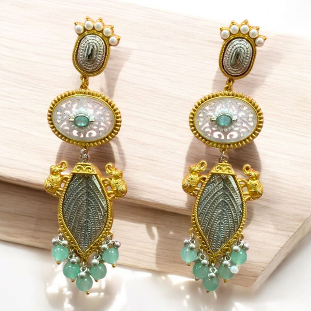 Wearhouse Fashion Gold Plated Crystal Stone And Pearls Dangler Earrings