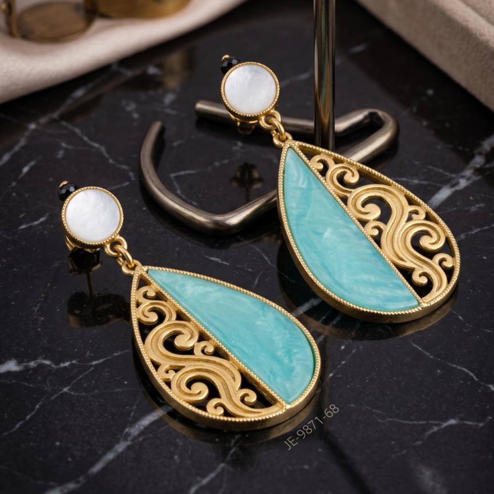 Wearhouse Fashion Mother of Pearl Gold Circular Drop Earrings with a Layered Round Design