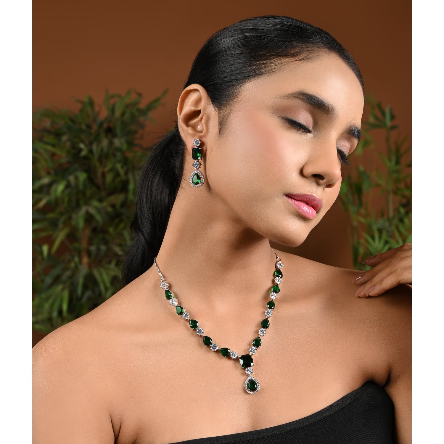 Etnico Silver Plated Cubic Zirconia American Diamond Special Necklace & Drop Earrings Jewellery Set for Women