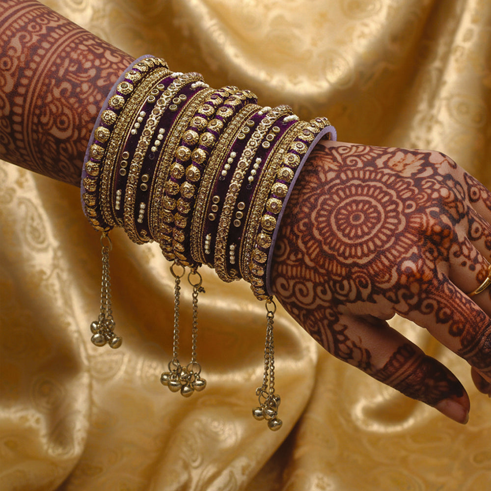 Etnico Gold Plated Traditional Velvet Embellished Work & Ghungroo Latkan Detailing Bangles Chuda Bangle Set for Bridal/Women (Wine, )