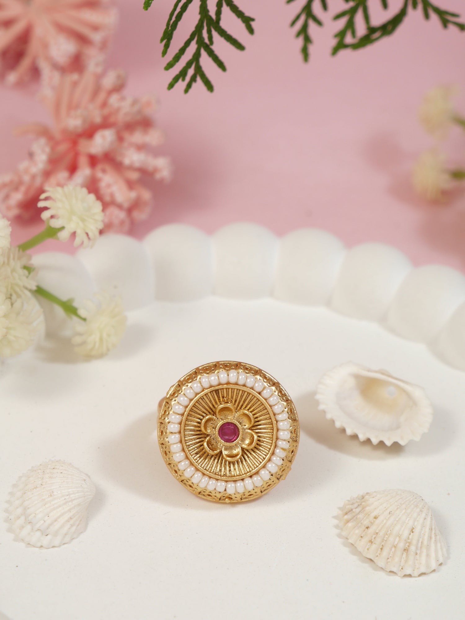 Etnico Gold Plated Traditional Floral Design Comfort Fit Finger Ring For Women (Pearl)