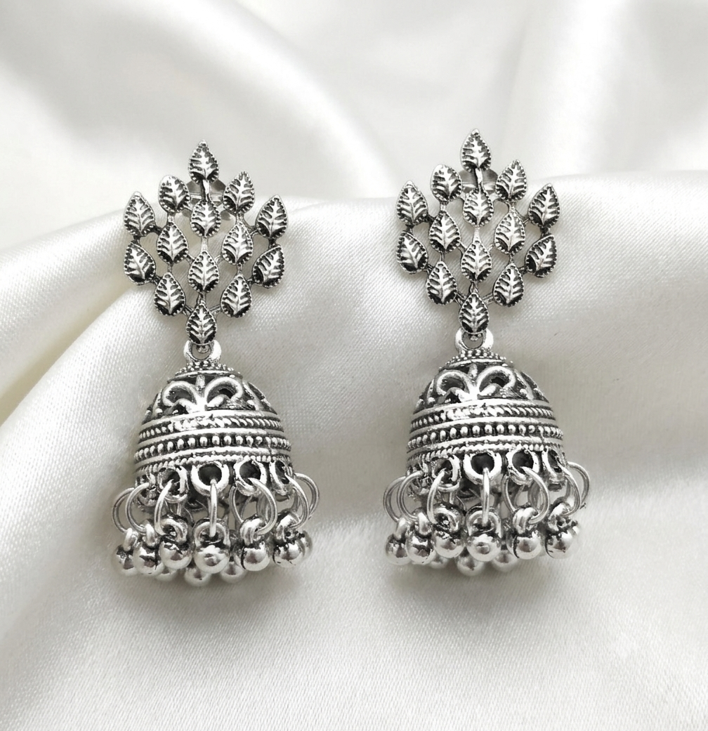 Urthn Traditional Oxidised Finish Jhumka Earrings