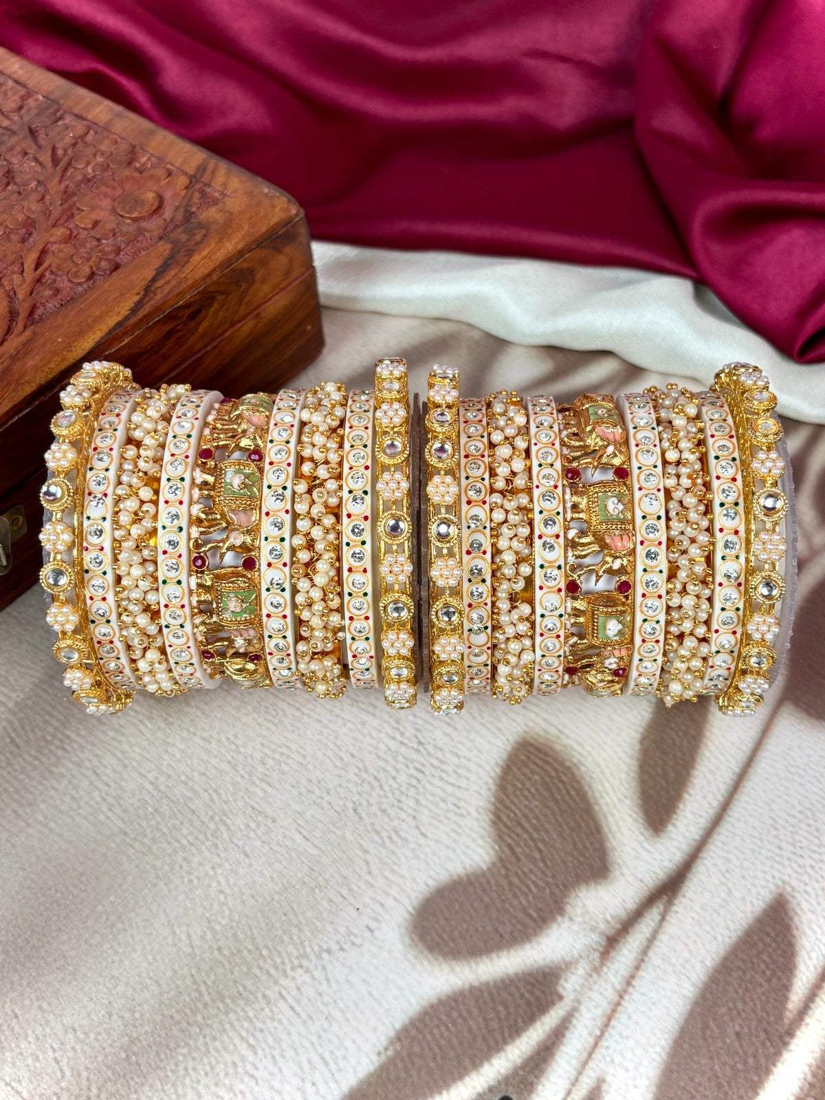 House Of jewelery Artificial Stone Studded Bangles