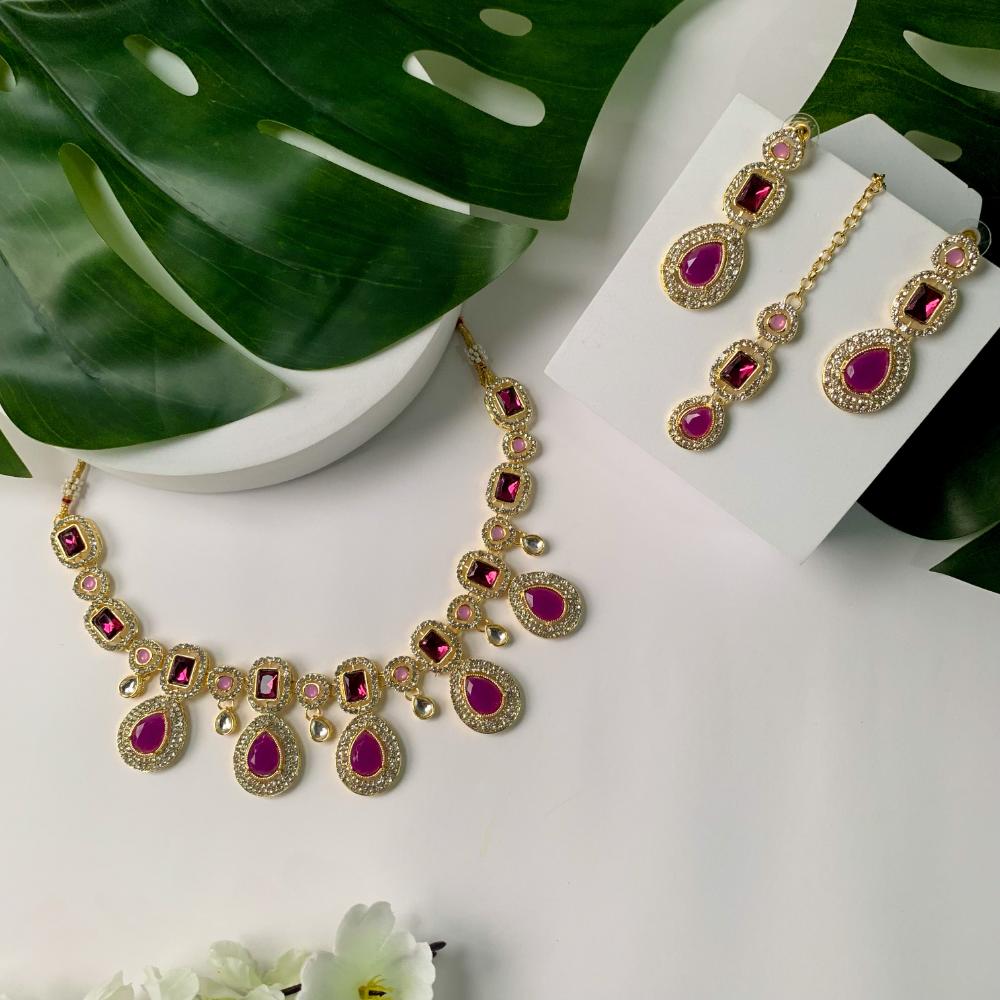 Etnico Gold Plated Traditional Kundan Stone Choker Necklace