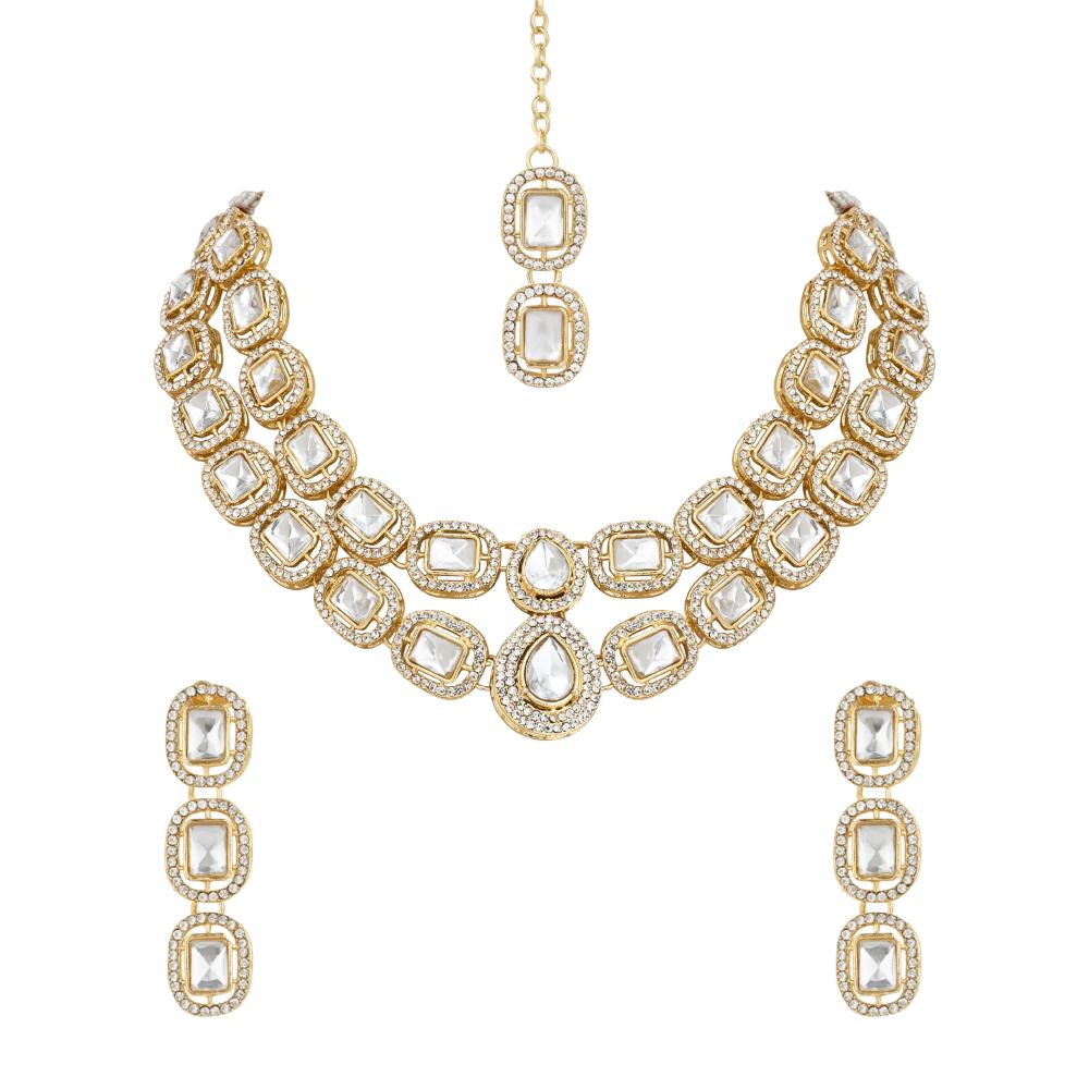 Etnico Gold Plated Traditional Stone Choker Necklace Jewellery With Earring & Maang Tikka Set For Women And Girls (White)