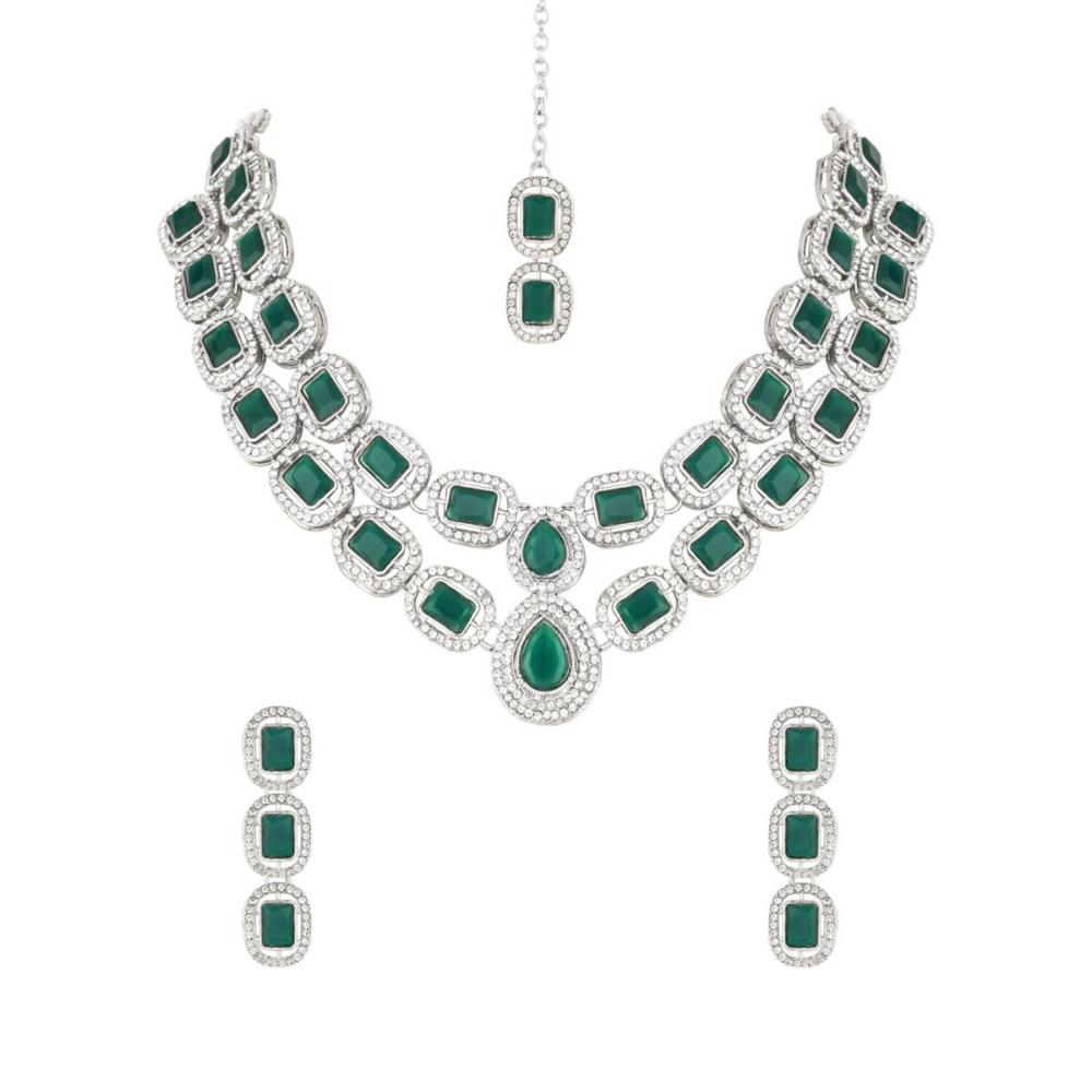 Etnico Silver Plated Traditional Stone Choker Necklace Jewellery With Earring & Maang Tikka Set For Women And Girls (Silver Green)
