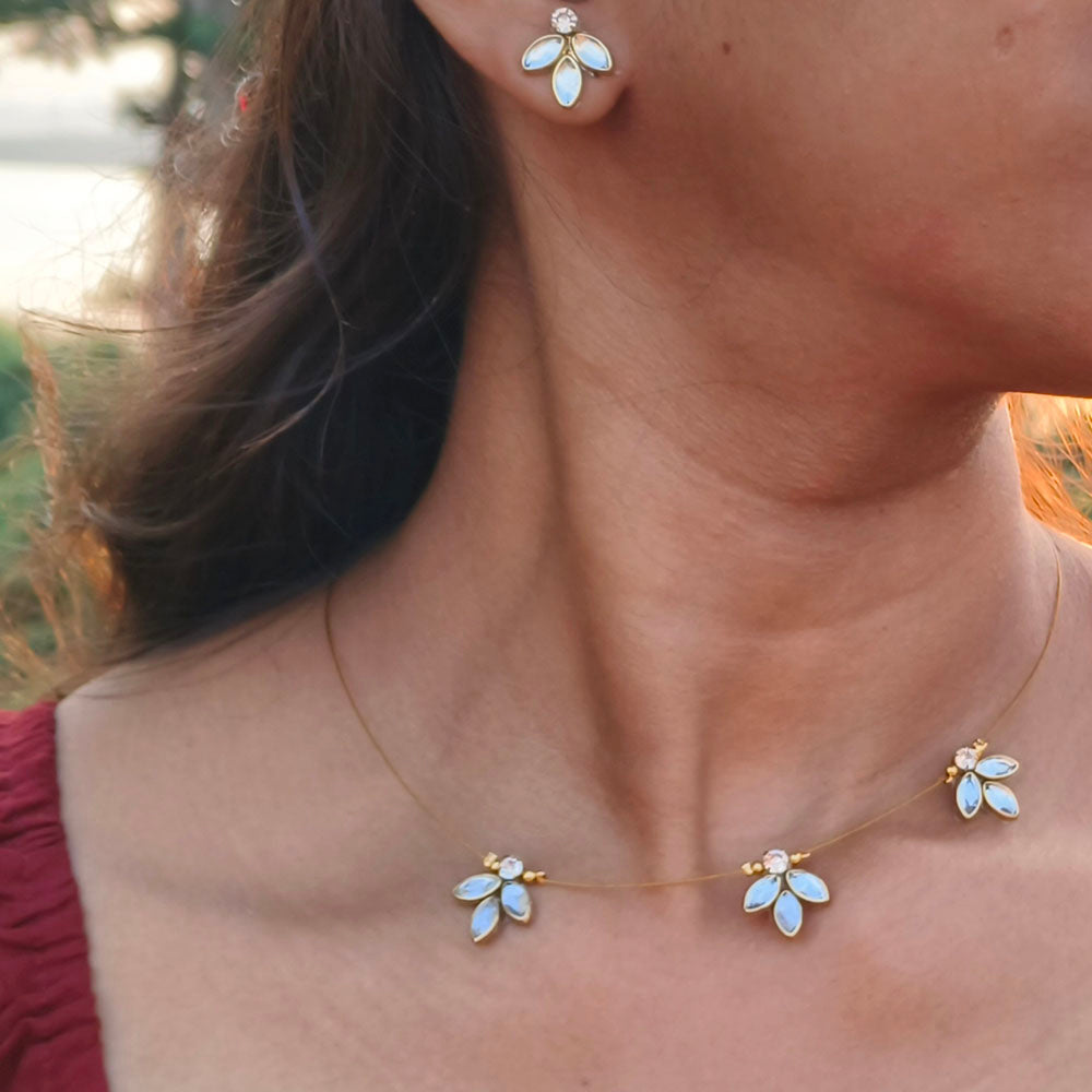 Locketto Elegant Kundan Stone Invisible Necklace Set
