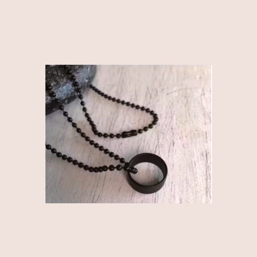 Etnico Silver?Tone Circular Ring Pendant Necklace with Textured Striped Design & Beaded Chain (MJN003B)