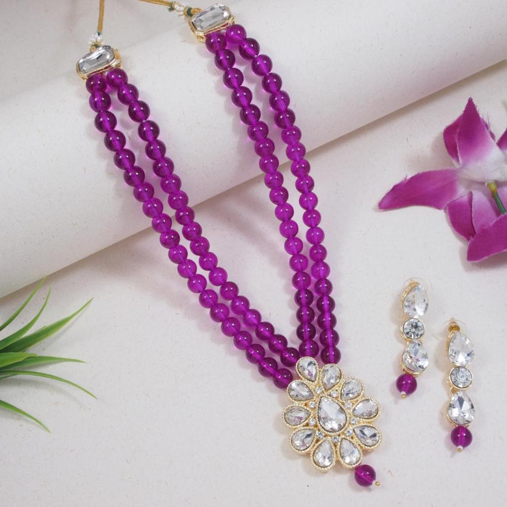 Etnico Gold Plated Traditional Pearl Necklace Earrings Set For