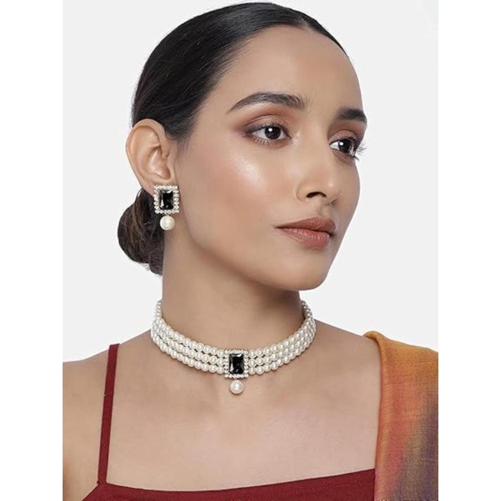 Etnico Gold Plated Pearl Choker Necklace & Earrings Set For Women (ML237B)