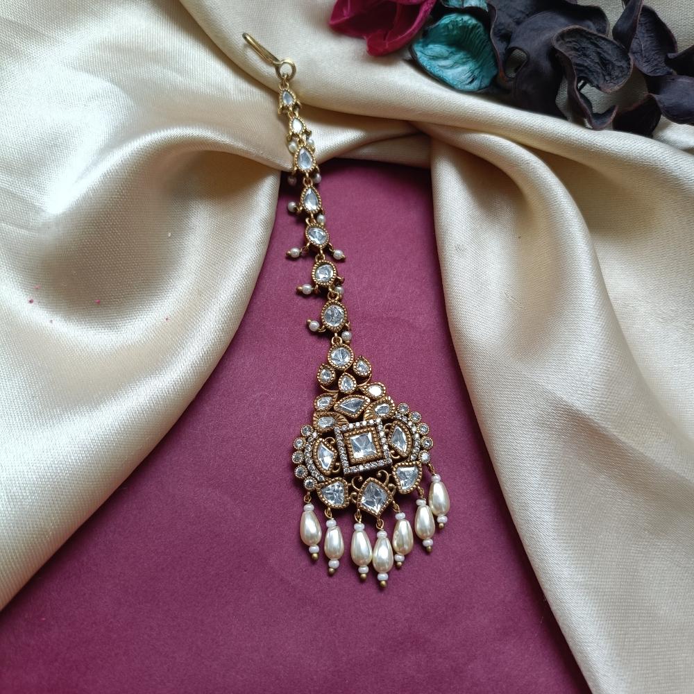 Arham Gold Plated Polki Kundan And Pearl Beads Maangtikka