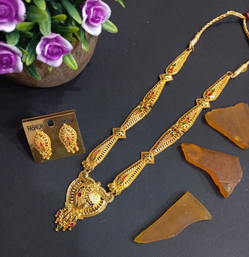 H K Fashion Gold Plated Necklace Set