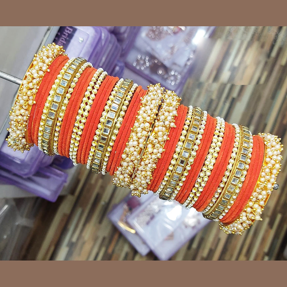 everlasting quality jewels velvet And Pearl Bangles Set