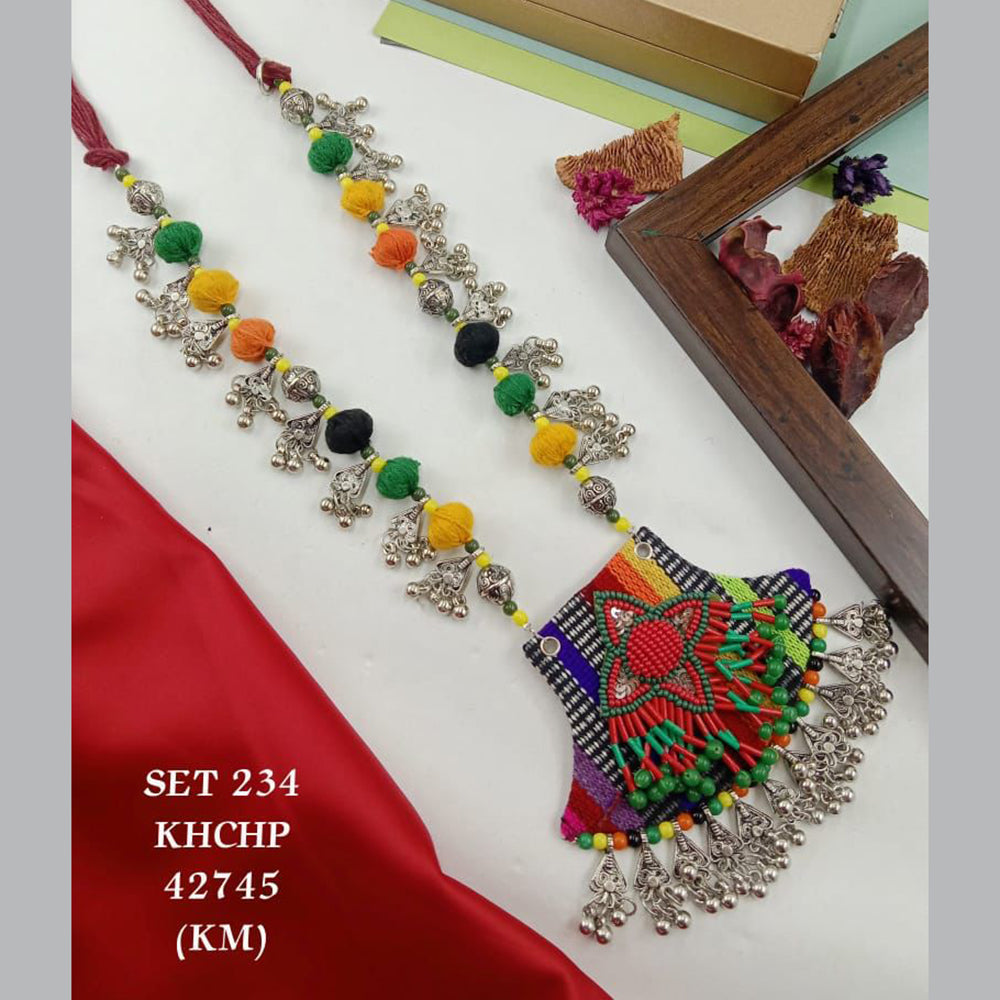 Silk thread long on sale chain