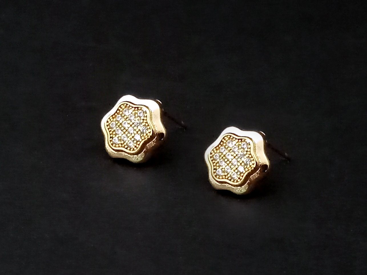 Urthn Gold Plated Austrian Stone Stud Earrings - 1309903A