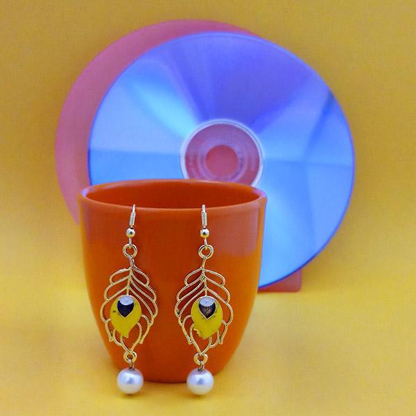 Urthn Fashions Yellow Meenakari Earrings - 1314403A