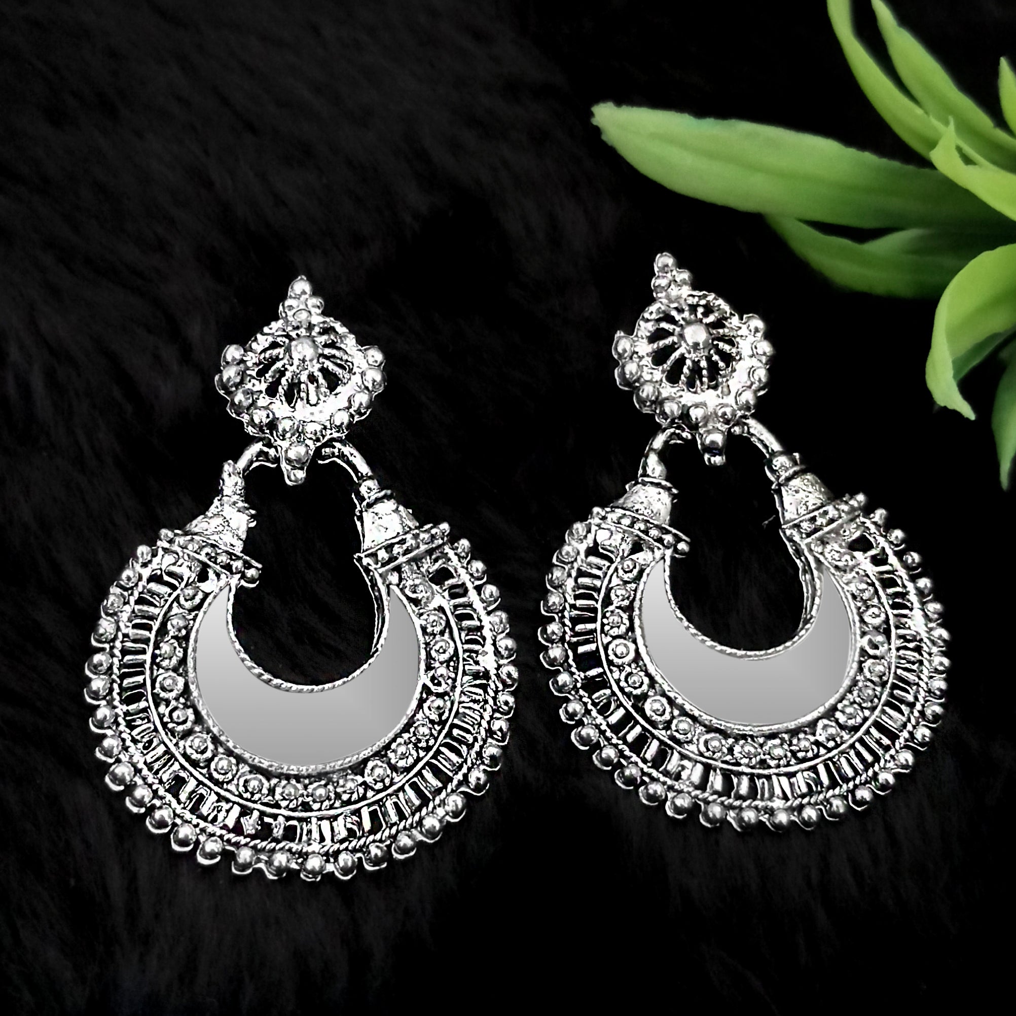 Jeweljunk Silver Plated Dangler Mirror Earring