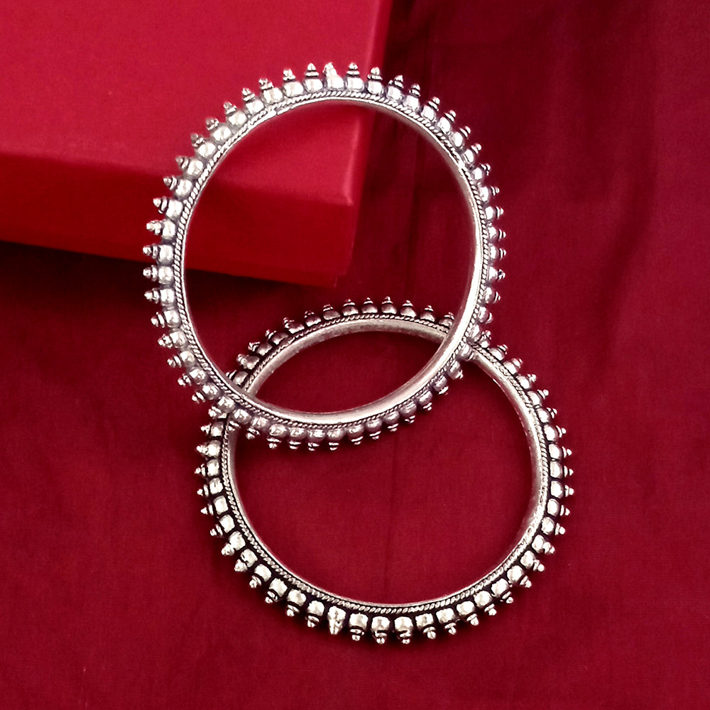 Urthn Oxidised Plated Bangles Set