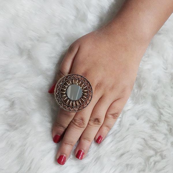 Urthn Antique Gold Plated Mirror Adjustable Finger Ring - 1504718A