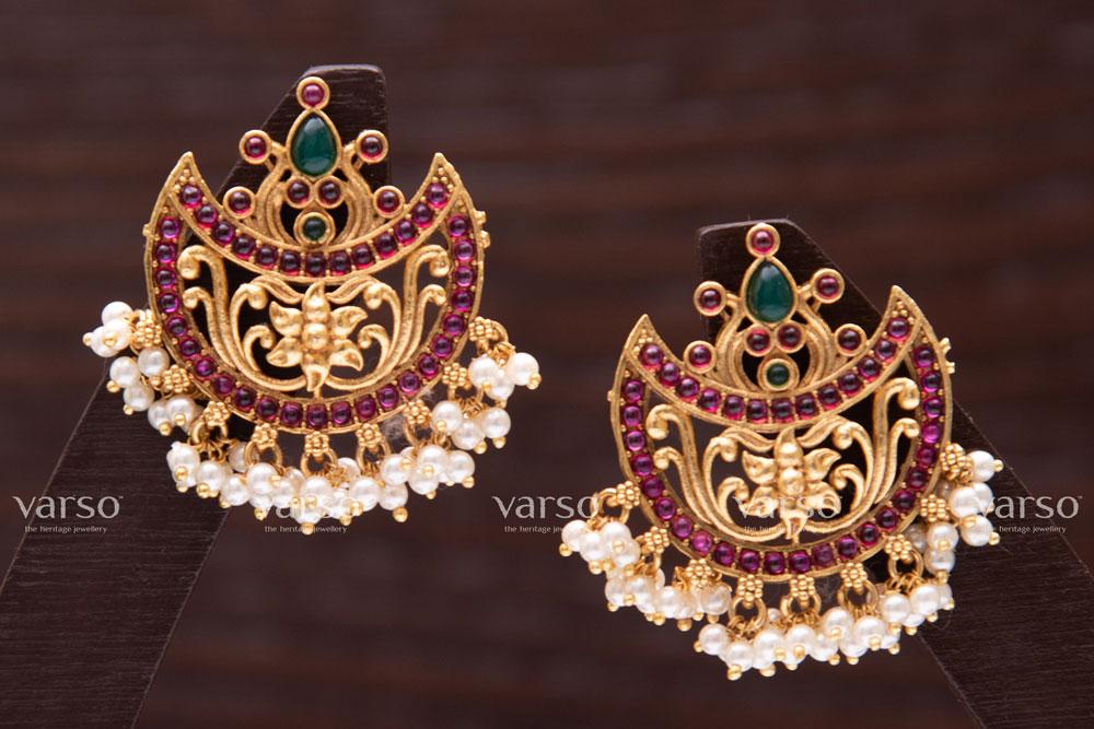 Varso Kempu & Green Gold Alloy Pearl Dangler Earrings - 211126