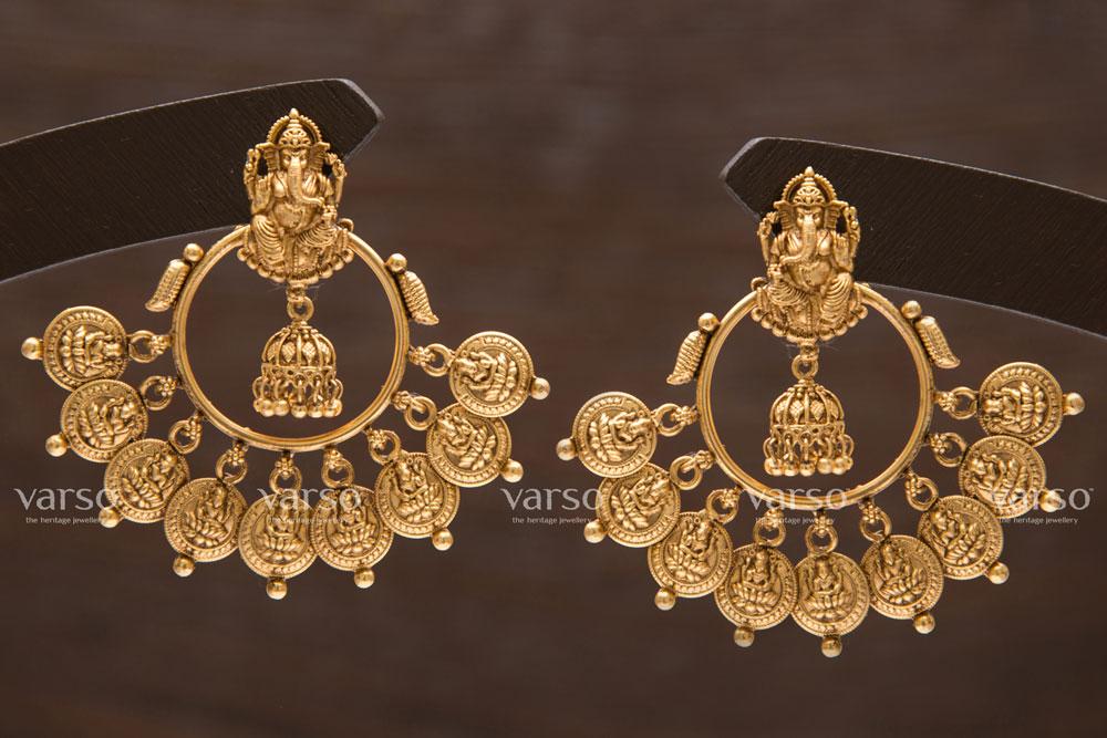 Varso Gold Alloy Dangler Earrings - 211192