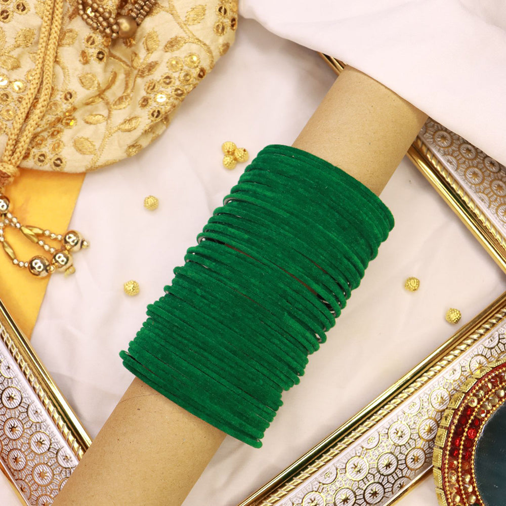 Etnico Gorgeous Traditional Green Color Plain Metal Velvet Chuda Bangl