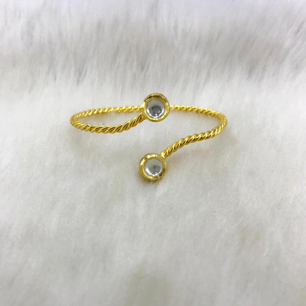 Tarangavi White Kundan Gold Plated Bracelet - BRV-91