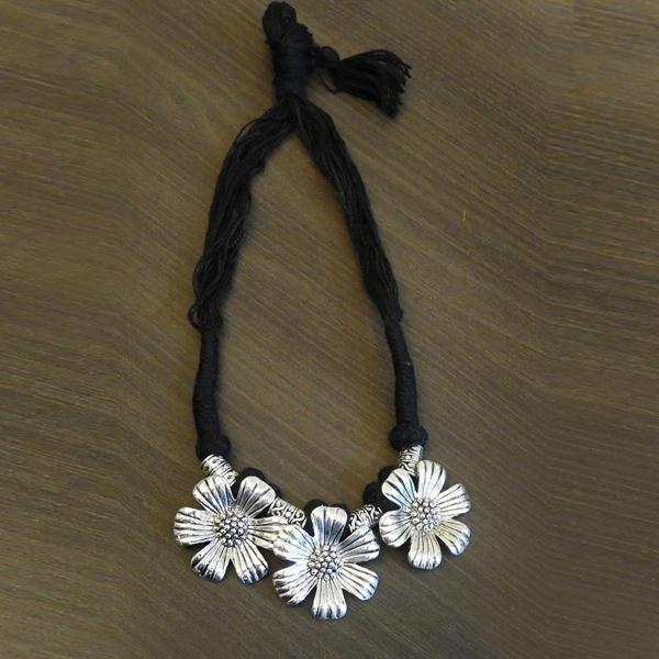 Jeweljunk Silver Plated Thread Floral Design Tribal Necklace - 1111502I