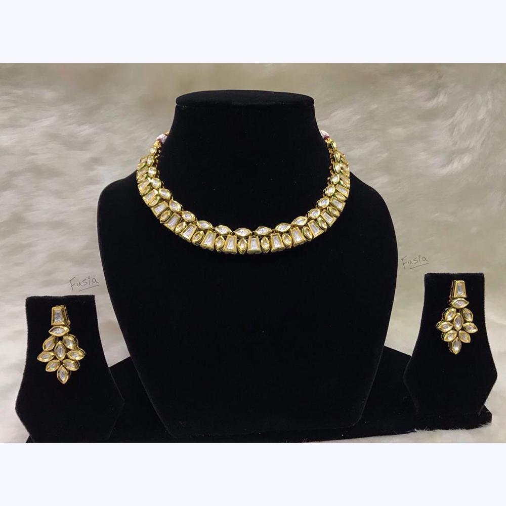Tarangavi White Kundan Gold Plated Necklace Set - FNV-1047