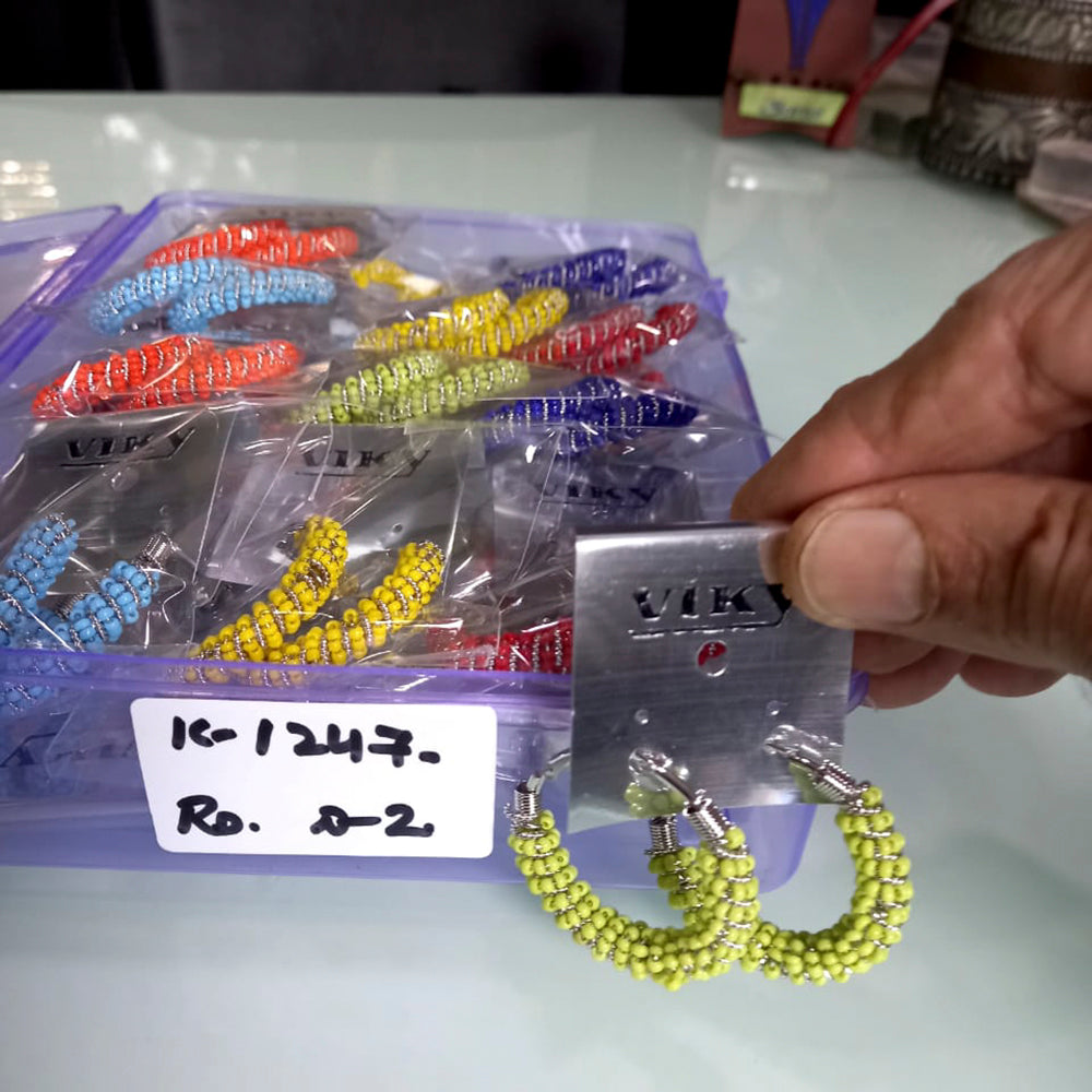 Viky Gold Hoop Earrings