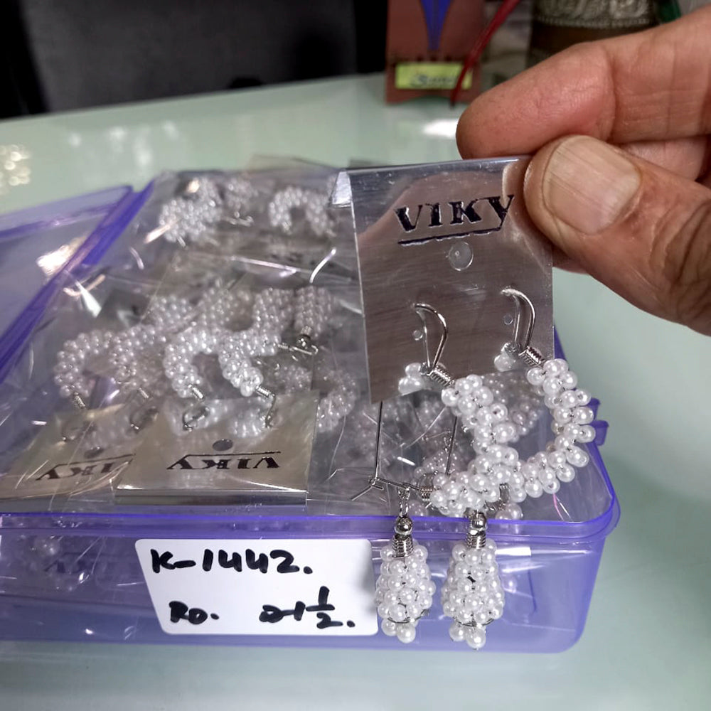 Viky Gold Hoop Earrings