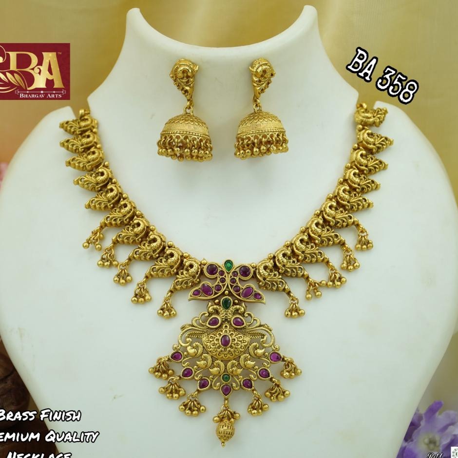 Bhargav Arts Gold Plated Pota Stone Necklace Set