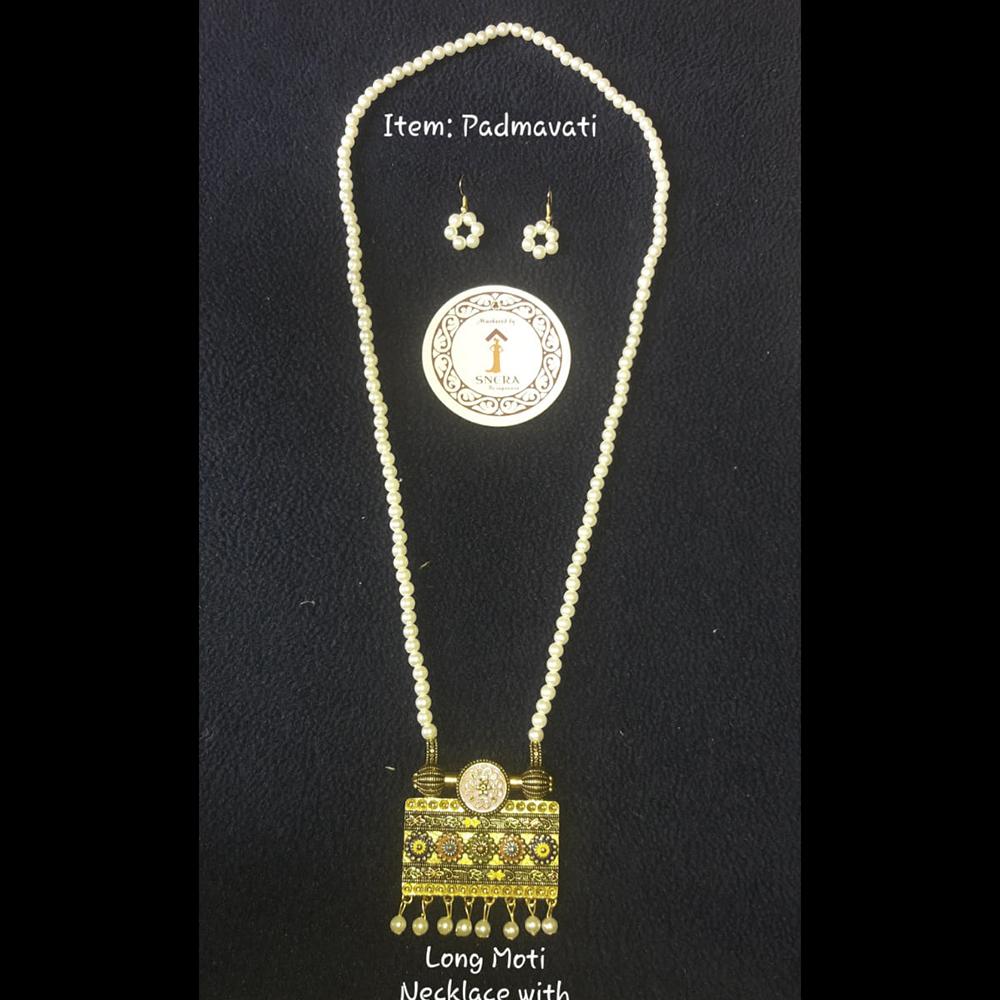 SNERA With Brass Pendant and Earrings Handmade Jewellery - Padmavati
