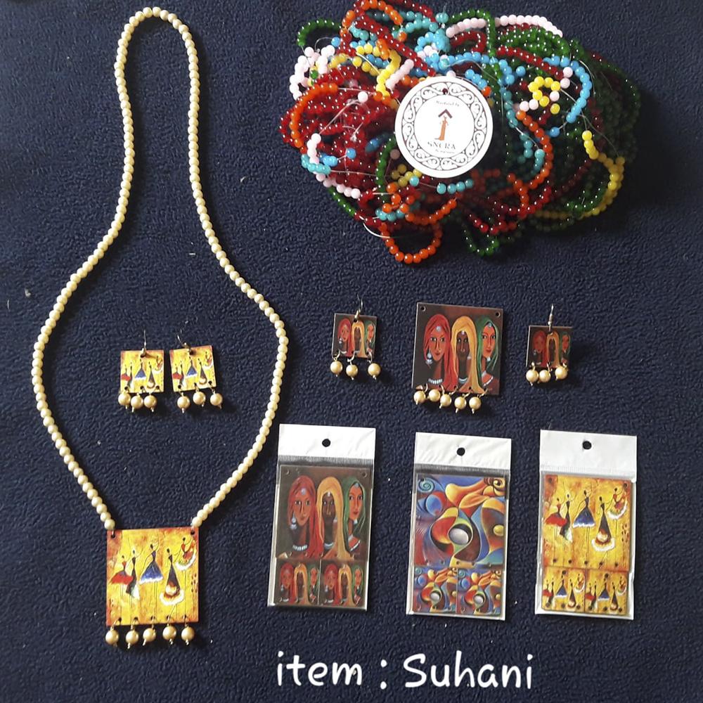 SNERA With wooden Pendant and Earrings Handmade Jewellery - Suhani